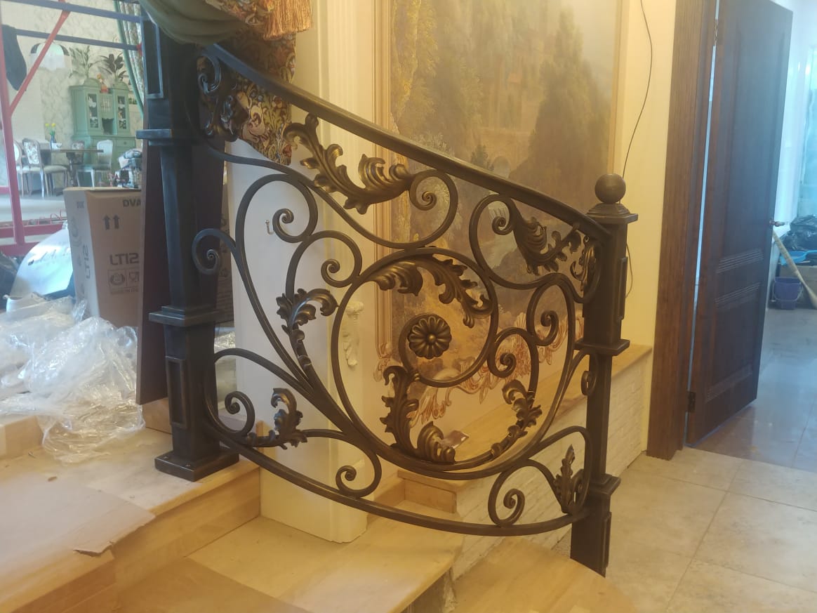 перила с геометрическим рисунком 058